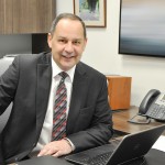 Yves Pronovost Directeur régional, Est du Canada Sym-Tech