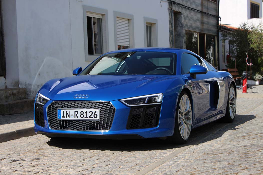 Premier Contact Audi R8 2017