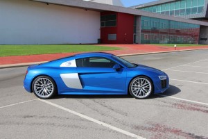 Premier Contact Audi R8 2017