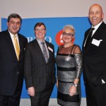 Richard Gauthier, président-directeur général de la CADA (qui prendra sa retraite en juillet prochain), Ray O’Kane, directeur général chef d’équipe de la BMO, l’hôtesse par excellence Sylvie Brunelle, directrice principale ventes financement aux concessionnaires particuliers Québec, et Huw Williams, directeur des affaires publiques de la CADA.