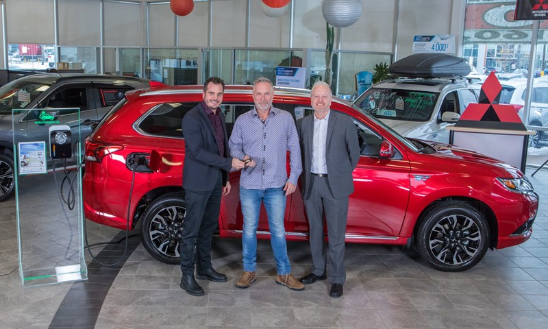 Record de ventes pour le Outlander PHEV : plus de 5000 véhicules vendus