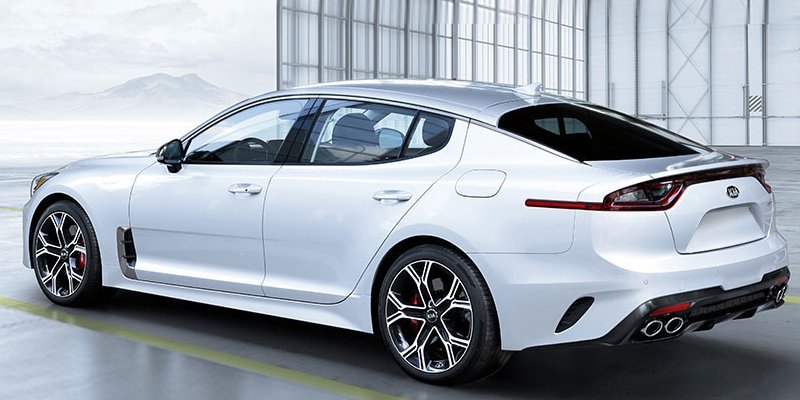 2019-Kia-Stinger-08