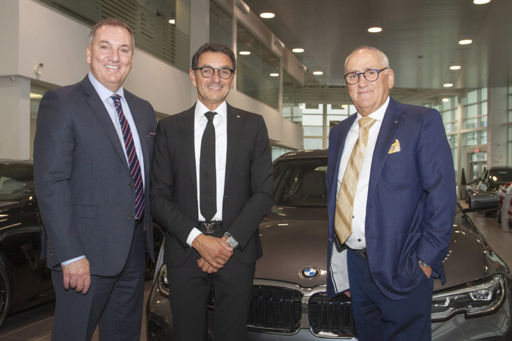 Sur la photo (de gauche à droite): Jean-François Tremblay, vice-président aux opérations, Gad Bitton et Bertrand Roberge, président honoraire. Michael Serruya est absent de la photo.