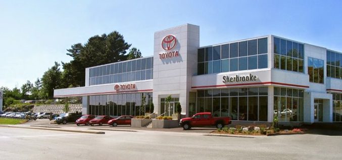 Sherbrooke Toyota frôle la vente de 100 véhicules en une semaine