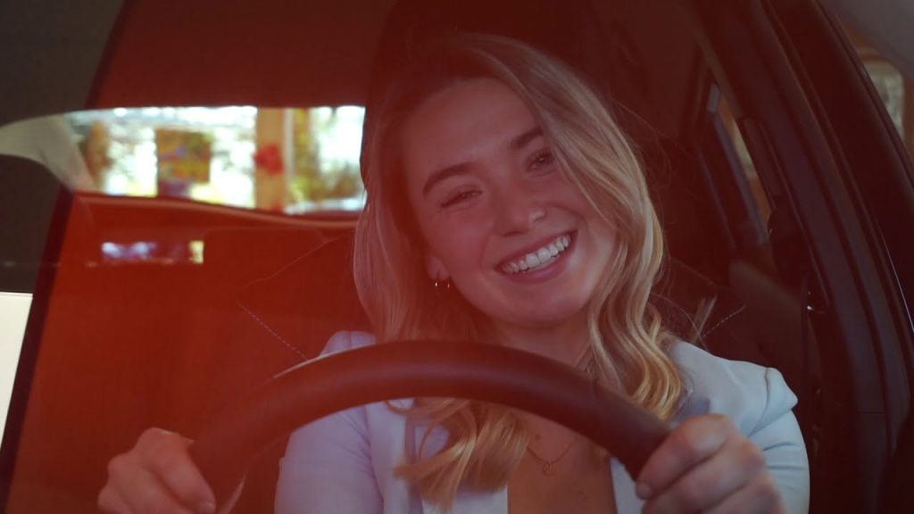 Joliette Toyota renouvelle son entente avec Laurence Saint-Martin, la « fille des îles »