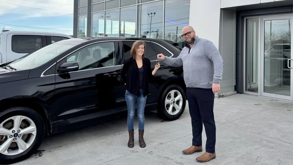 Olivier Ford soutient une famille grâce à l’initiative « Donner au suivant »