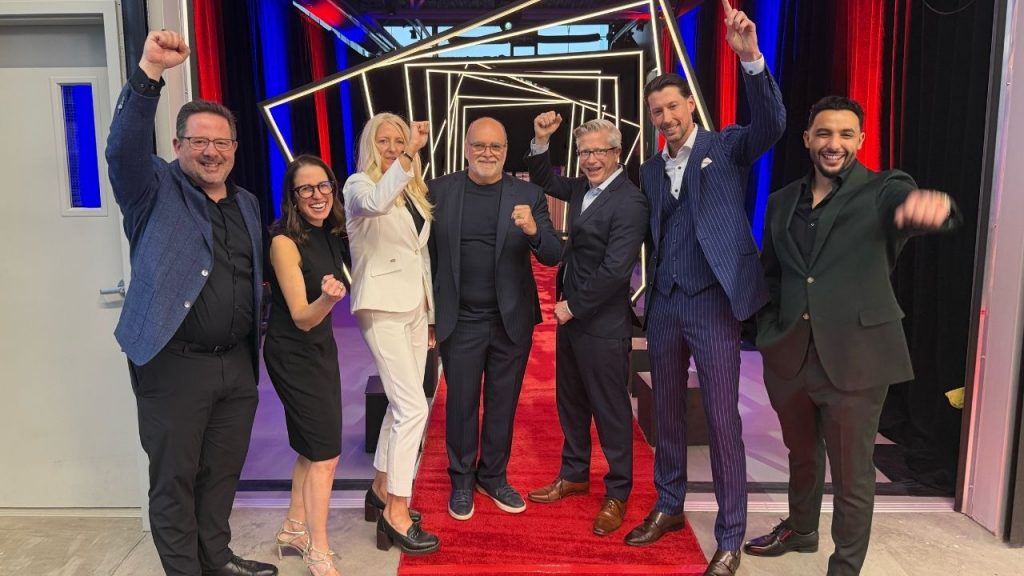 Genesis Laval : Ouverture officielle et Sainte-Flanelle