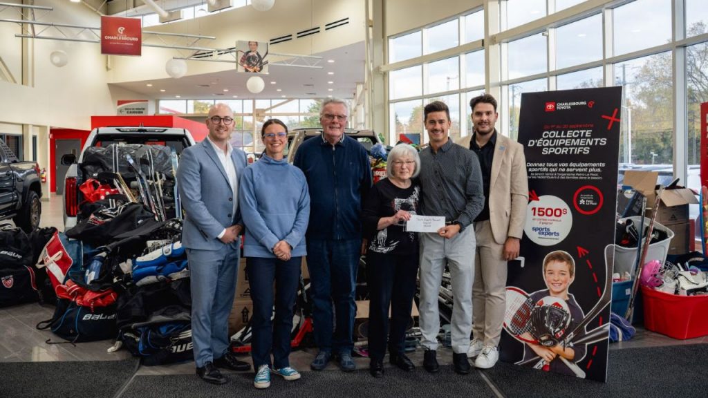 Plus de 6 500 articles sportifs recueillis par Charlesbourg Toyota et Kia Beauport
