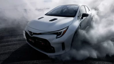 2023-toyota-gr-corolla-106-1648581908