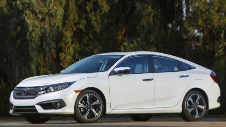 Honda-Civic_Sedan-2016