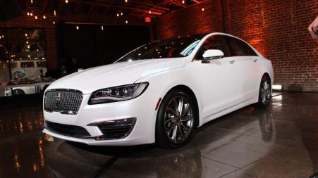 Lincoln MKZ 2017 (40)